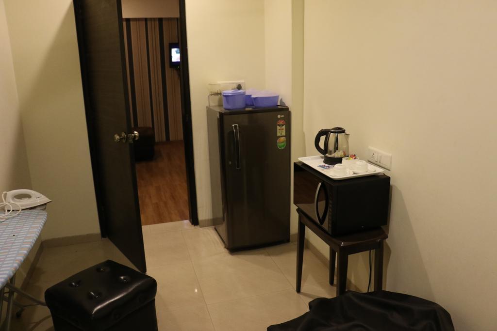 Pallavi A'Vida Navi Mumbai Buitenkant foto